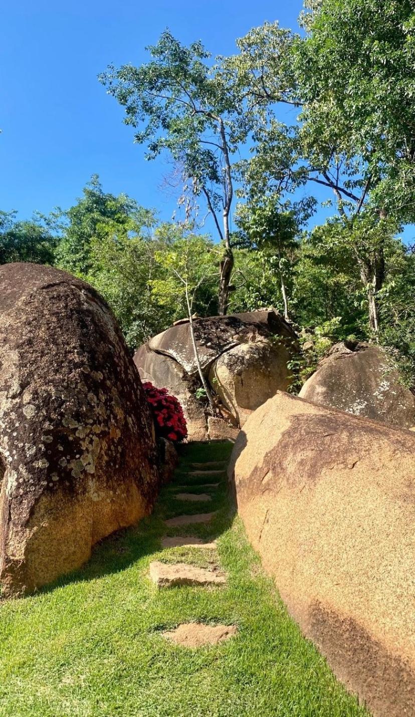 Pousada Boutique Das Pedras Moeda Exterior foto
